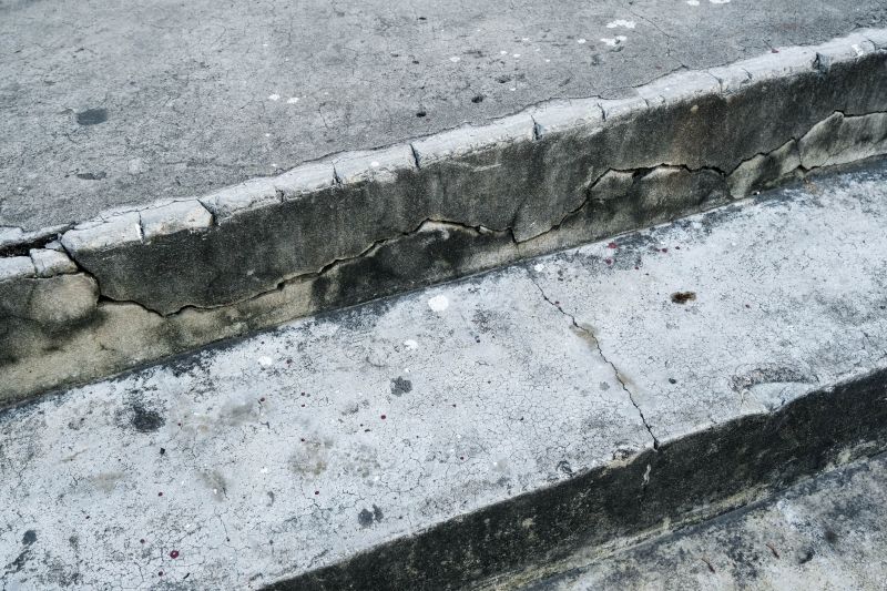 Who Does Concrete Repairs